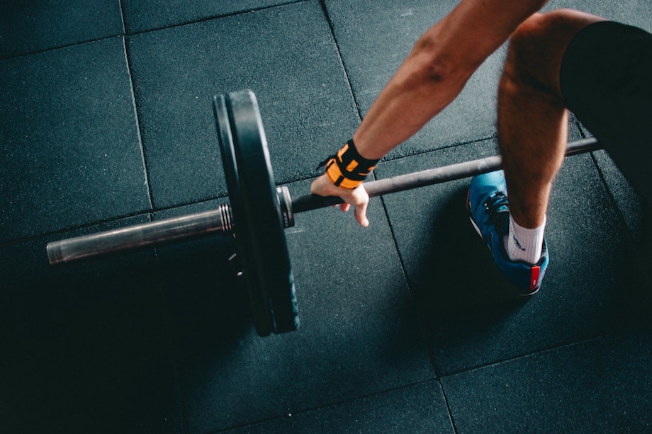 5 tipos de barra que encontrarás en el gimnasio y qué debes saber sobre  cada una - Blog de Fitness y Entrenamientos Funcionales